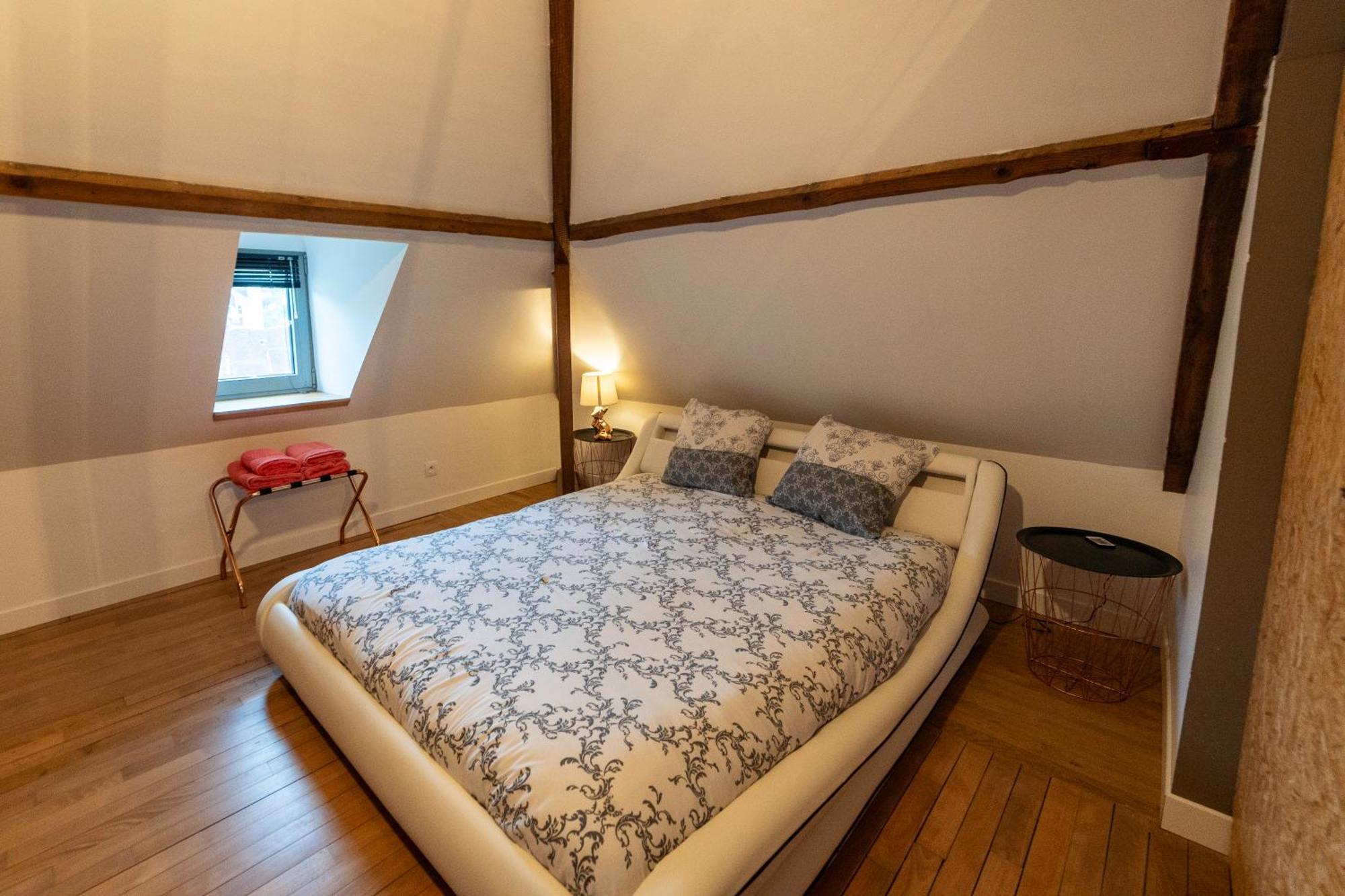 Bed and Breakfast Les Etoiles Tonnerre Exterior foto